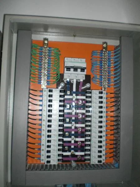 Elétrica / Instalações Elétricas